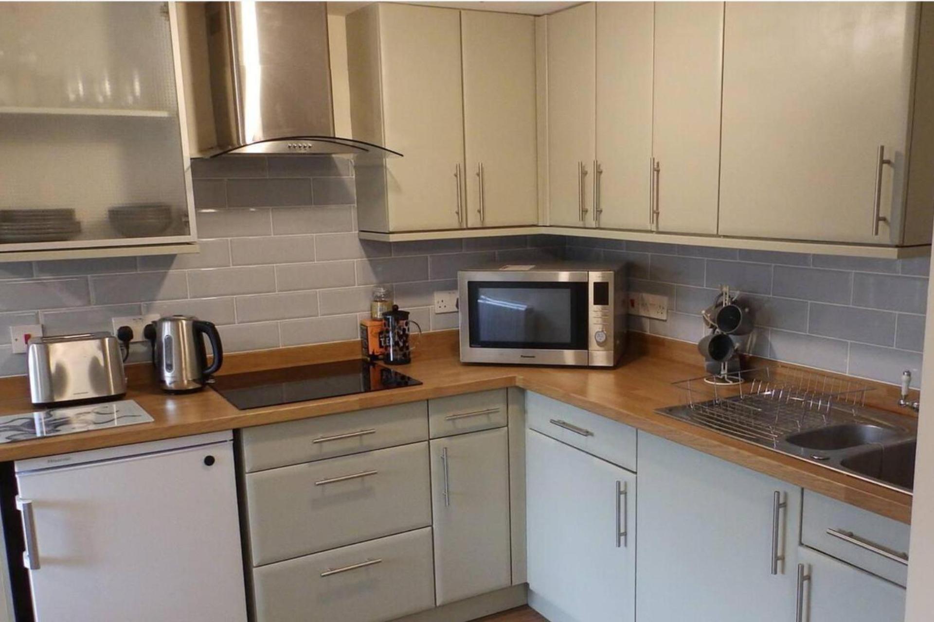 1 Bed-Pet Friendly-Parking-Patio-Close To Coasts North Hill 外观 照片